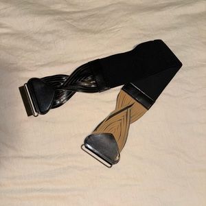 Retro stretchy 2000 style black belt